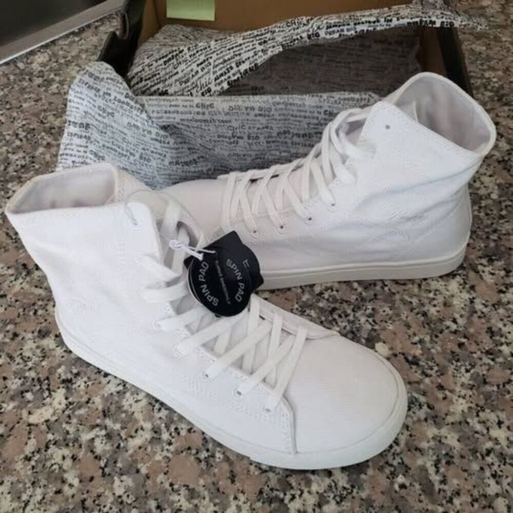 NIB Pastry White Size 6.5 Cassatta Hi Sneaker Adult Unisex